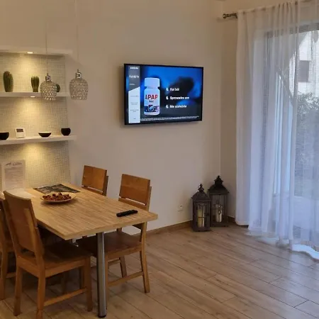 Bryza Apartment *